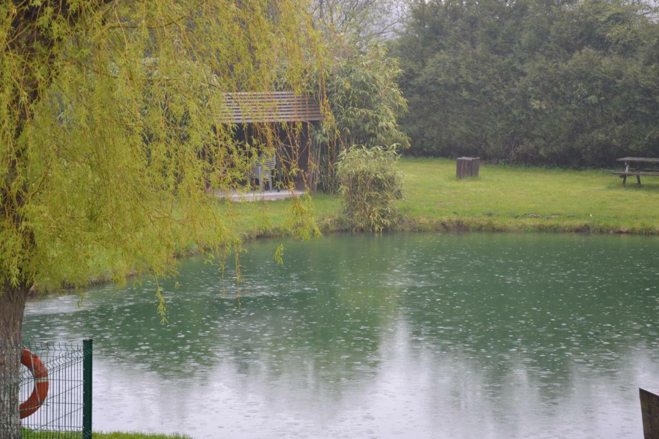 Les Etangs Des Couartes Bed & Breakfast Saint-Josse Luaran gambar